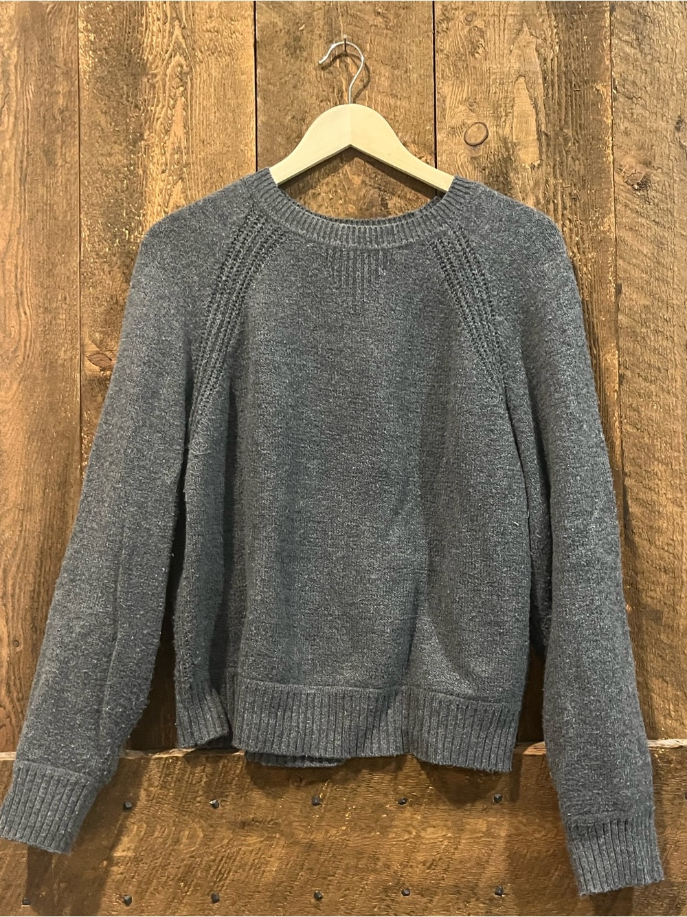 Universal Thread Gray Crewneck Sweater
